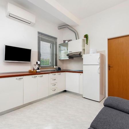 Apartman Nevera Adults Only Ρόβινι Εξωτερικό φωτογραφία